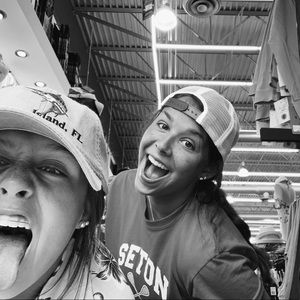 Meet your Posher, Hope